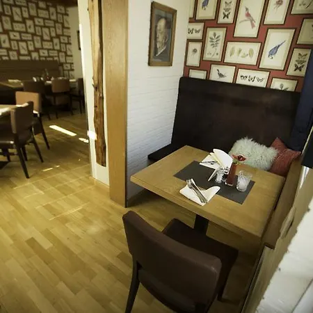 贝克里维因姆韦斯特法里斯岑霍夫酒店 酒店